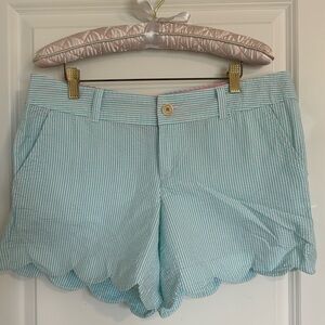 Lilly Pulitzer Buttercup Seersucker Scalloped Shorts | Size 10